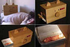 Despertador que prepara bacon para acordar com cheirinho de café da manha